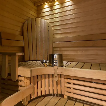 Karhunvartija 1 Visit