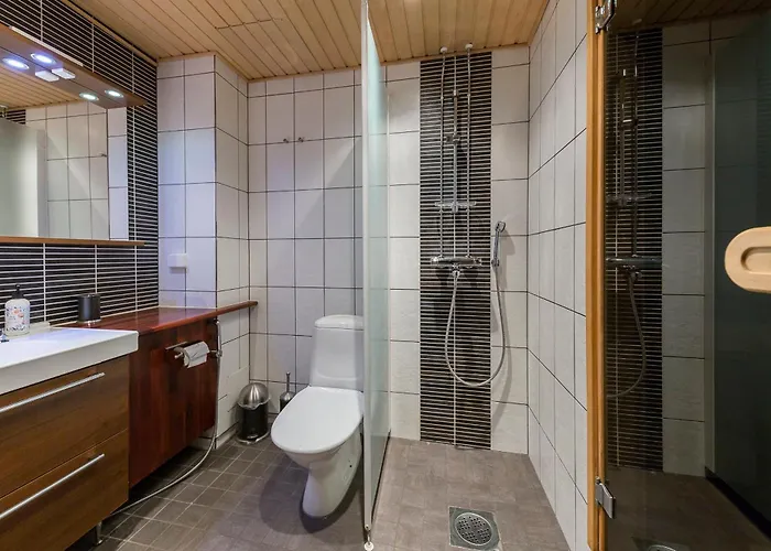 Karhunvartija 1 Visit *